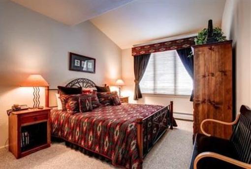 фото отеля Seasons Lodge At Arrowhead Edwards