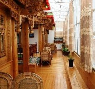 фото отеля Shangri-la Tibetan Family Inn