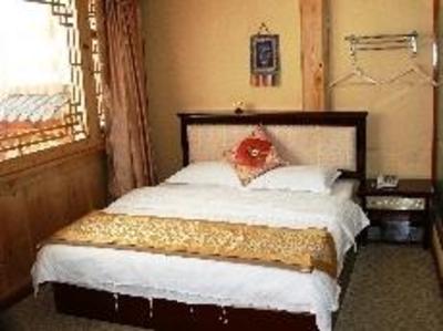фото отеля Shangri-la Tibetan Family Inn