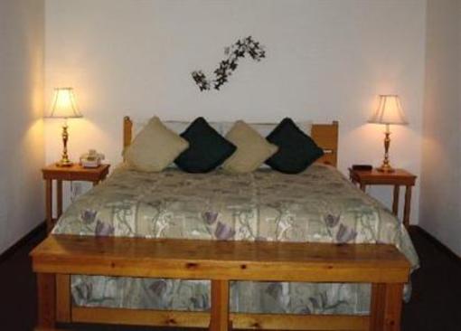 фото отеля Pine Creek Country Inn