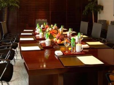 фото отеля Huaian S&N International Hotel