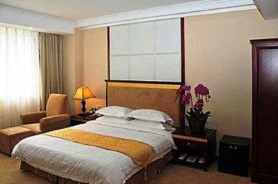 фото отеля Bayi Hotel Chongqing Hanyu Road