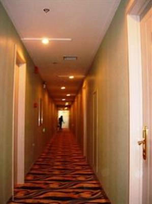 фото отеля Express Hotel Dalian Anderson