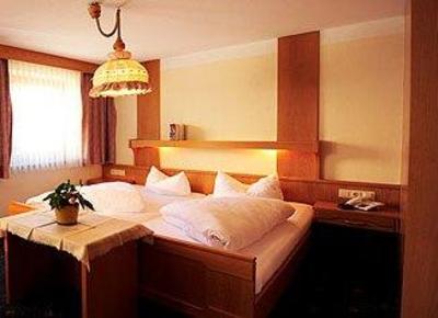 фото отеля Hotel Hubertus Serfaus