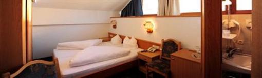 фото отеля Hotel Hubertus Serfaus