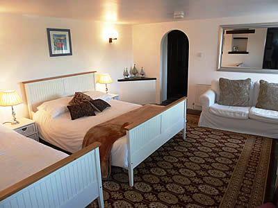 фото отеля Penvith Barns Bed & Breakfast Looe