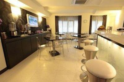фото отеля Golden Hotel Naples