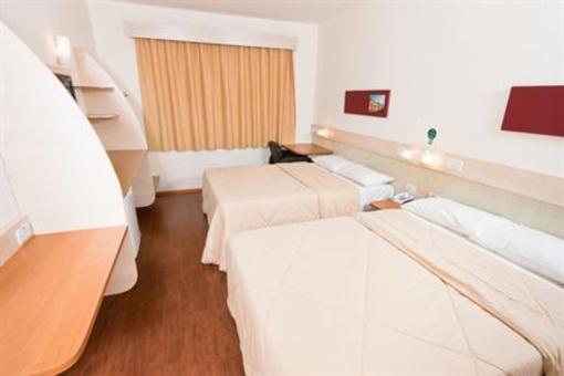 фото отеля Hotel 10 Itajai