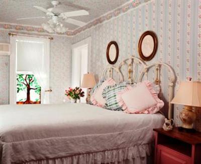 фото отеля Brook Farm Inn