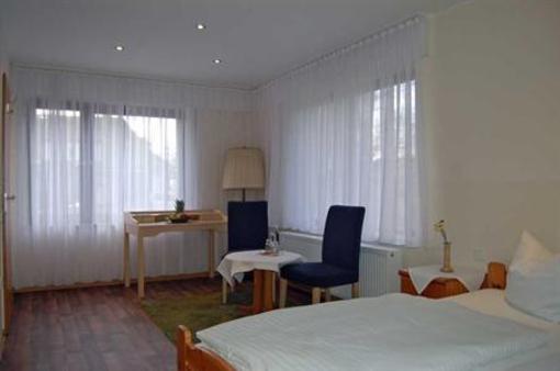 фото отеля Hotel Restaurant & Cafe Waldschlosschen