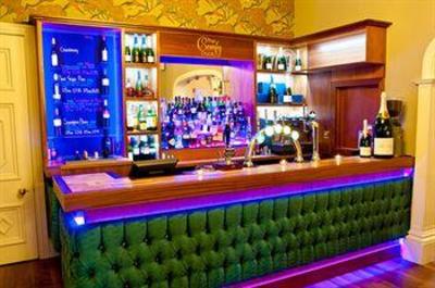 фото отеля Legacy Oaklands Country House Hotel Laceby
