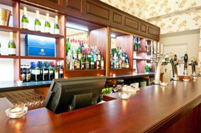 фото отеля Legacy Oaklands Country House Hotel Laceby