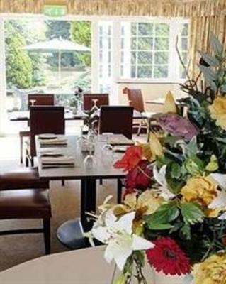 фото отеля Legacy Oaklands Country House Hotel Laceby