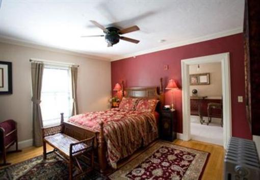 фото отеля Morrill Mansion Bed & Breakfast