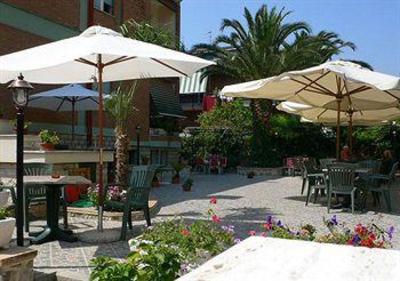 фото отеля Hotel Casa Yvorio