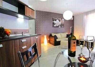 фото отеля Sea Isle Apartment Sunny Beach