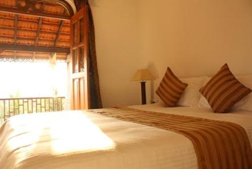 фото отеля Paes Pearl Beach Villa