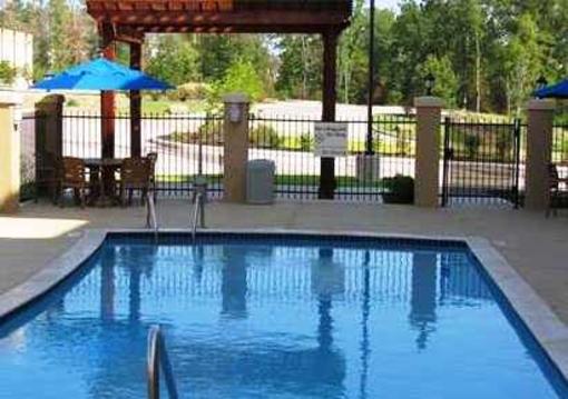 фото отеля Hampton Inn and Suites Center