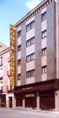 фото отеля Hostal Cortes
