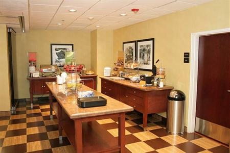 фото отеля Hampton Inn by Hilton Guadalajara Aeropuerto El Salto