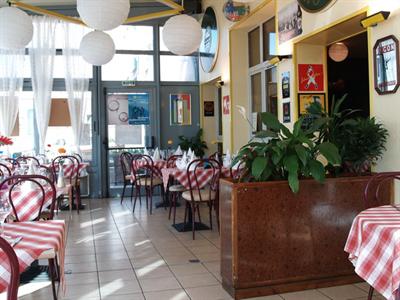 фото отеля Shakespeare Hotel Maubeuge
