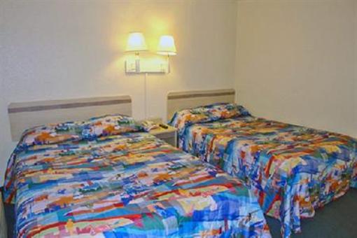 фото отеля Motel 6 Carlsbad (New Mexico)