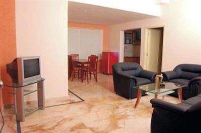 фото отеля Compact Panache Hotel Bangalore