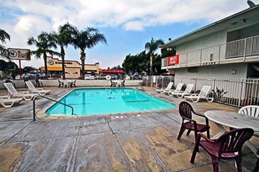 фото отеля Motel 6 Fontana