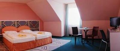 фото отеля Erzgebirgshotel Freiberger Hohe