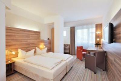 фото отеля Hotel Petul City Essen
