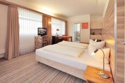 фото отеля Hotel Petul City Essen