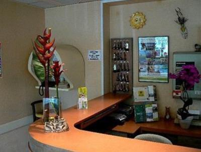 фото отеля Logis Hotel Les Chenes
