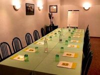 Logis Hotel Les Chenes
