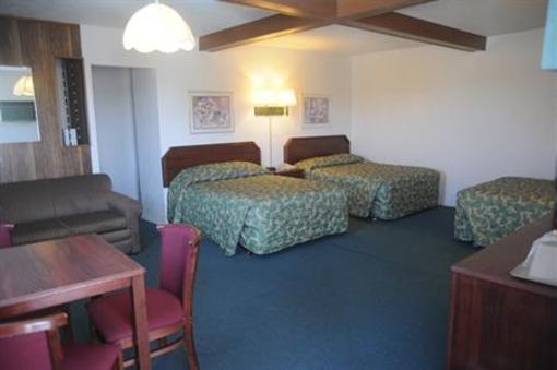 фото отеля Stagecoach Motel La Junta