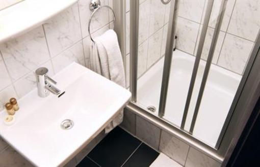 фото отеля Hotel Zum Löwen Duisburg
