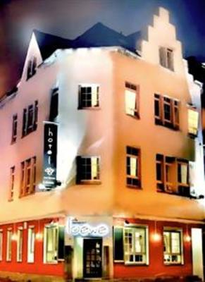 фото отеля Hotel Zum Löwen Duisburg