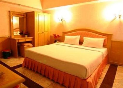 фото отеля 13 Coins Resort Bangna Bangkok