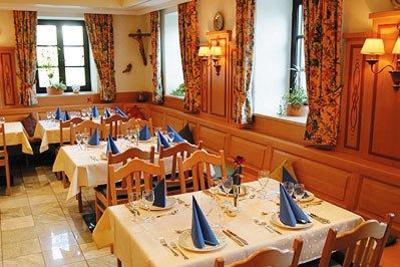 фото отеля Hotel Neuwirt Sauerlach