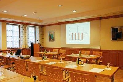 фото отеля Hotel Neuwirt Sauerlach