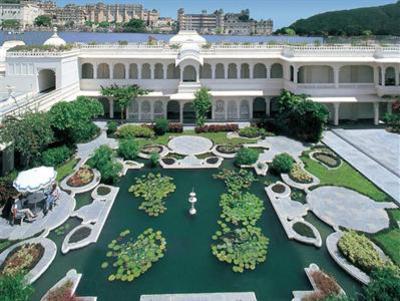 фото отеля Taj Lake Palace Udaipur