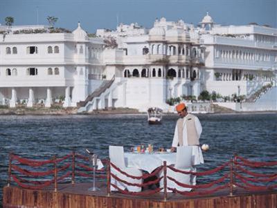 фото отеля Taj Lake Palace Udaipur