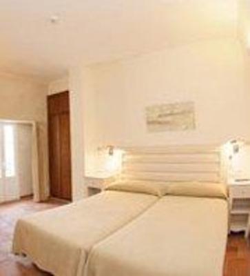 фото отеля Hostal Alameda Tarifa