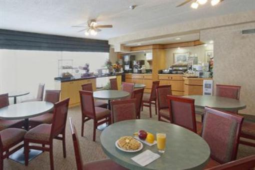 фото отеля Comfort Inn Meadowvale Mississauga