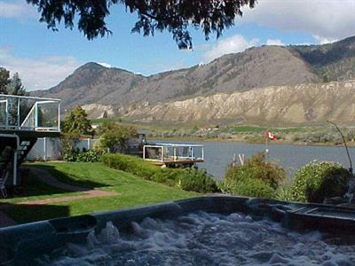 фото отеля Riverside Bed & Breakfast
