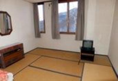 фото отеля Rental Cottage White Rabbit Madarao Kogen Iiyama
