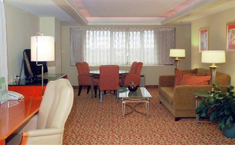 фото отеля Doubletree Norwalk Hotel
