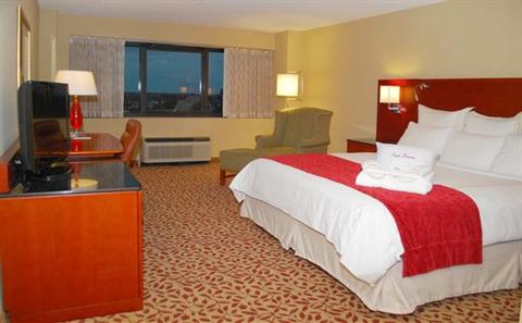 фото отеля Doubletree Norwalk Hotel