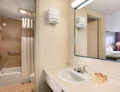фото отеля Days Inn Hannibal