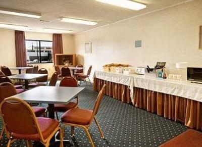 фото отеля Days Inn Hannibal