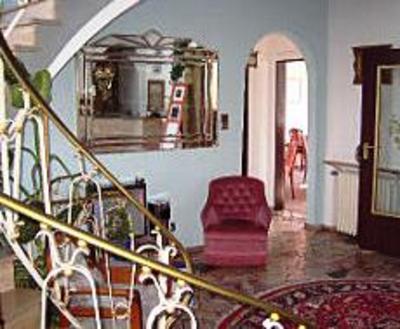 фото отеля Hotel Avenida Garni Bad Neuenahr-Ahrweiler